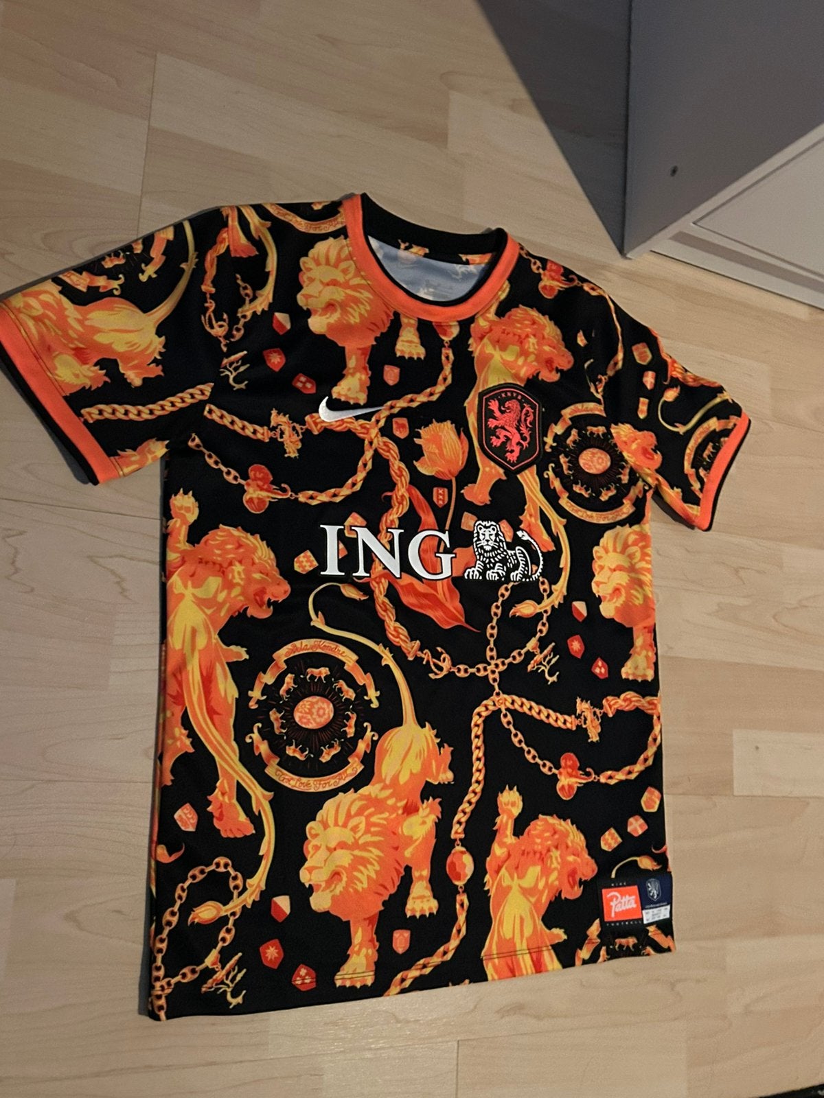 Nike x Patta nederlands elftal shirt exclusive maat 164, Kleding | Heren, T-shirts, Ophalen of Verzenden, Zo goed als nieuw, Overige maten