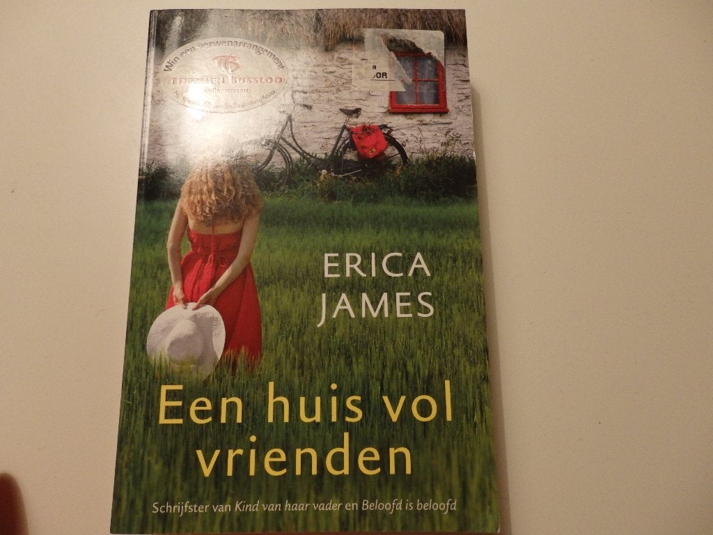 Een huis vol vrienden, Ophalen of Verzenden, Zo goed als nieuw