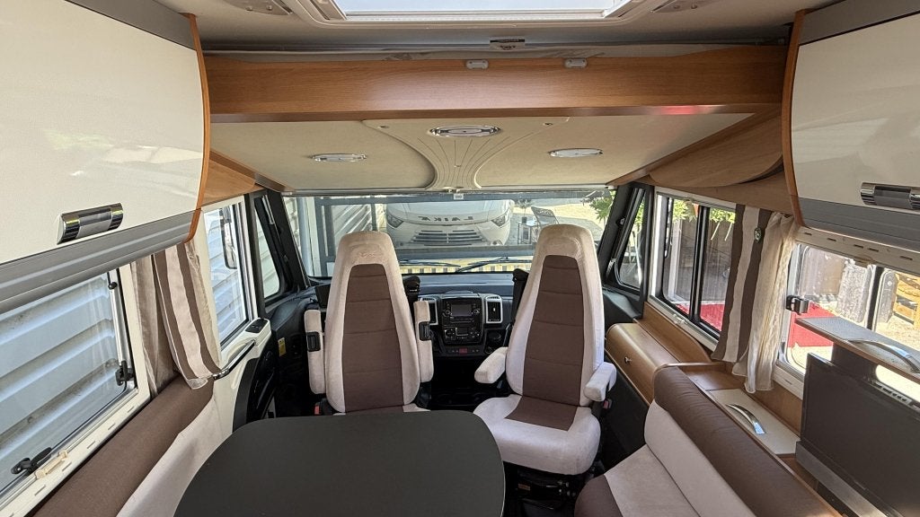 Laika Ecovip 709, Caravans en Kamperen, Campers, Integraal, Standaard zit, Ringverwarming, Fiat