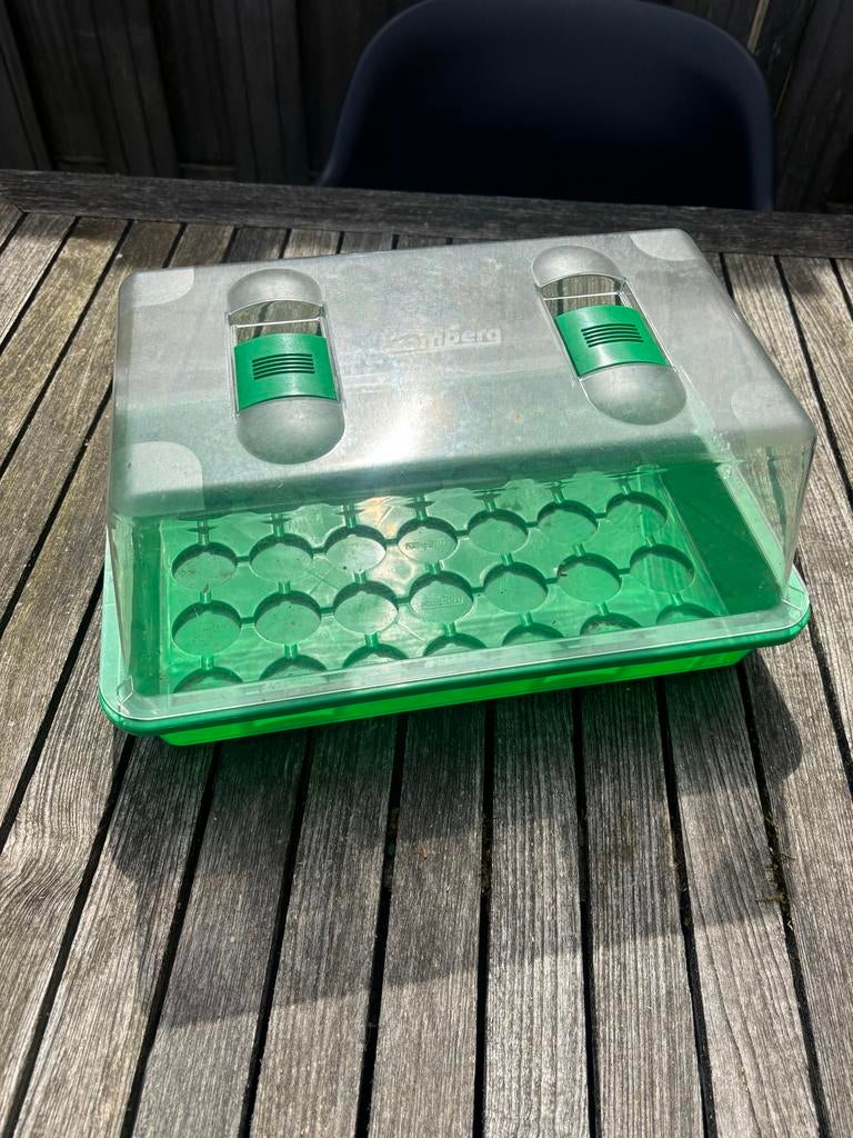 Kweekbakje voor plantjes - Plastic kweekkas- merk Romberg, Tuin en Terras, Kweekspullen, Ophalen of Verzenden, Gebruikt, Kweekbak