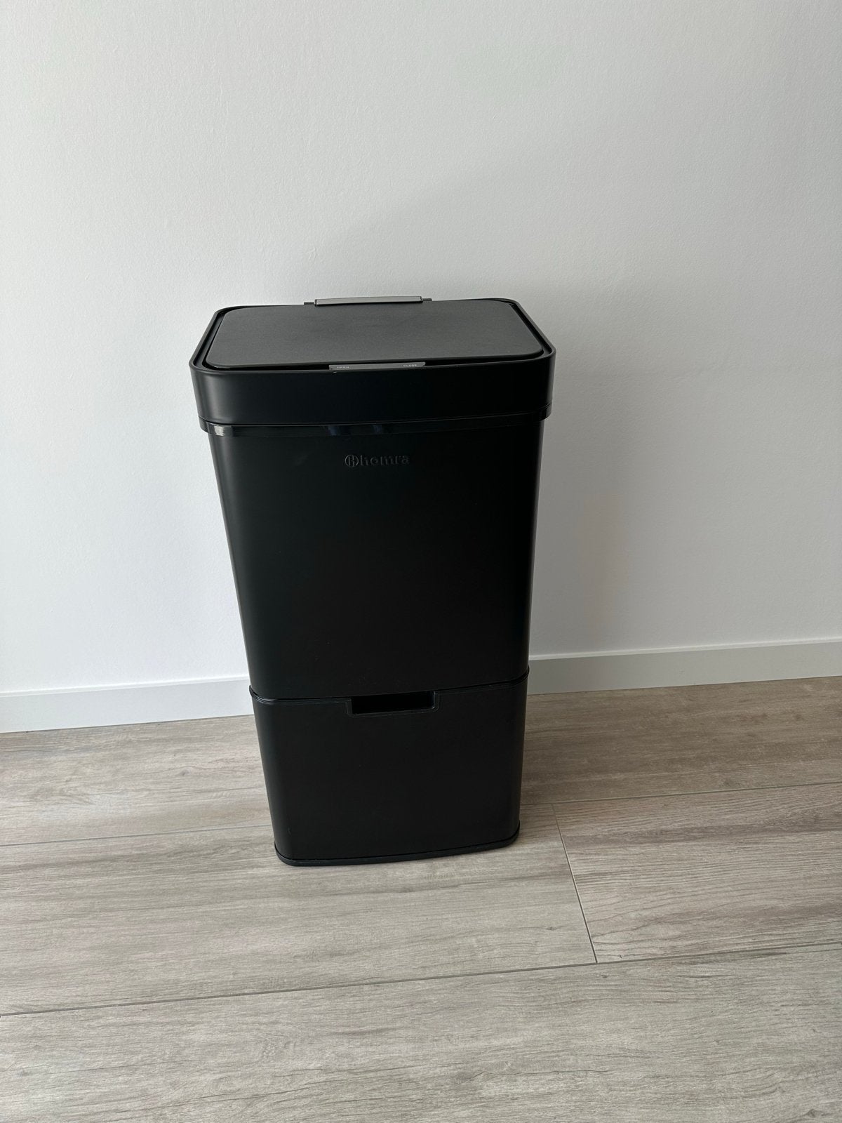 Homra Automatische Pedaalemmer Zwart - 3/4 Vakken, Huis en Inrichting, Woonaccessoires | Prullenbakken, Gebruikt, 40 liter of meer