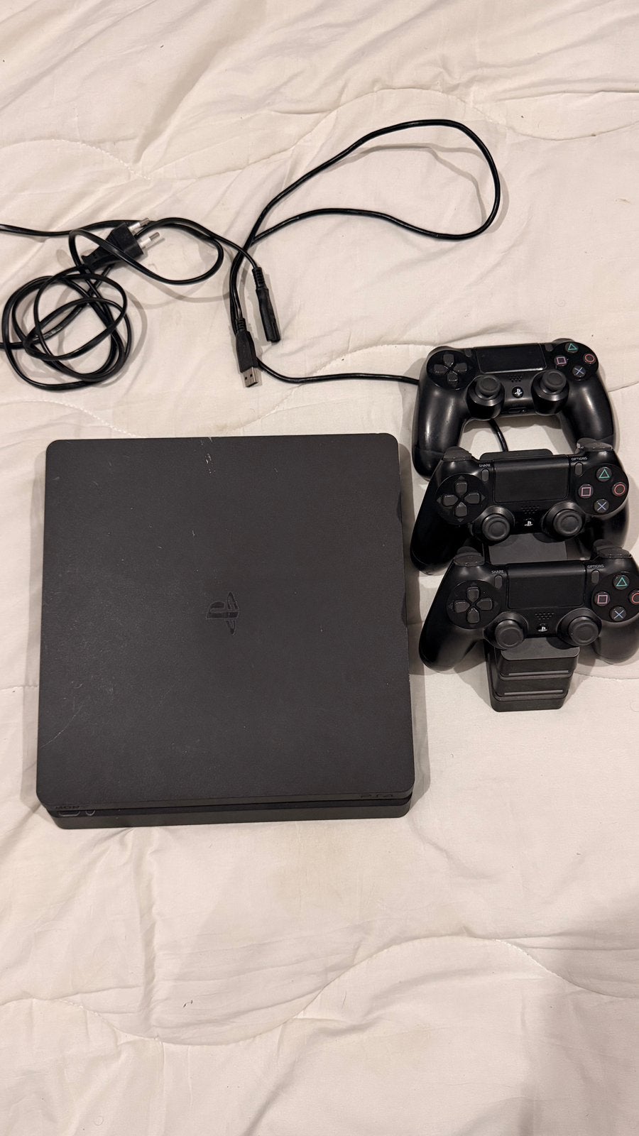 Sony Playstation 4, 2 spelers, Ophalen of Verzenden, Zo goed als nieuw, Vanaf 3 jaar
