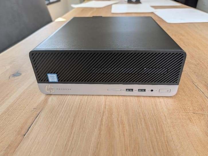 HP ProDesk 400 G5 SFF – Intel i3 (8e gen) – Windows 11, Computers en Software, Servers, Ophalen of Verzenden, Zo goed als nieuw