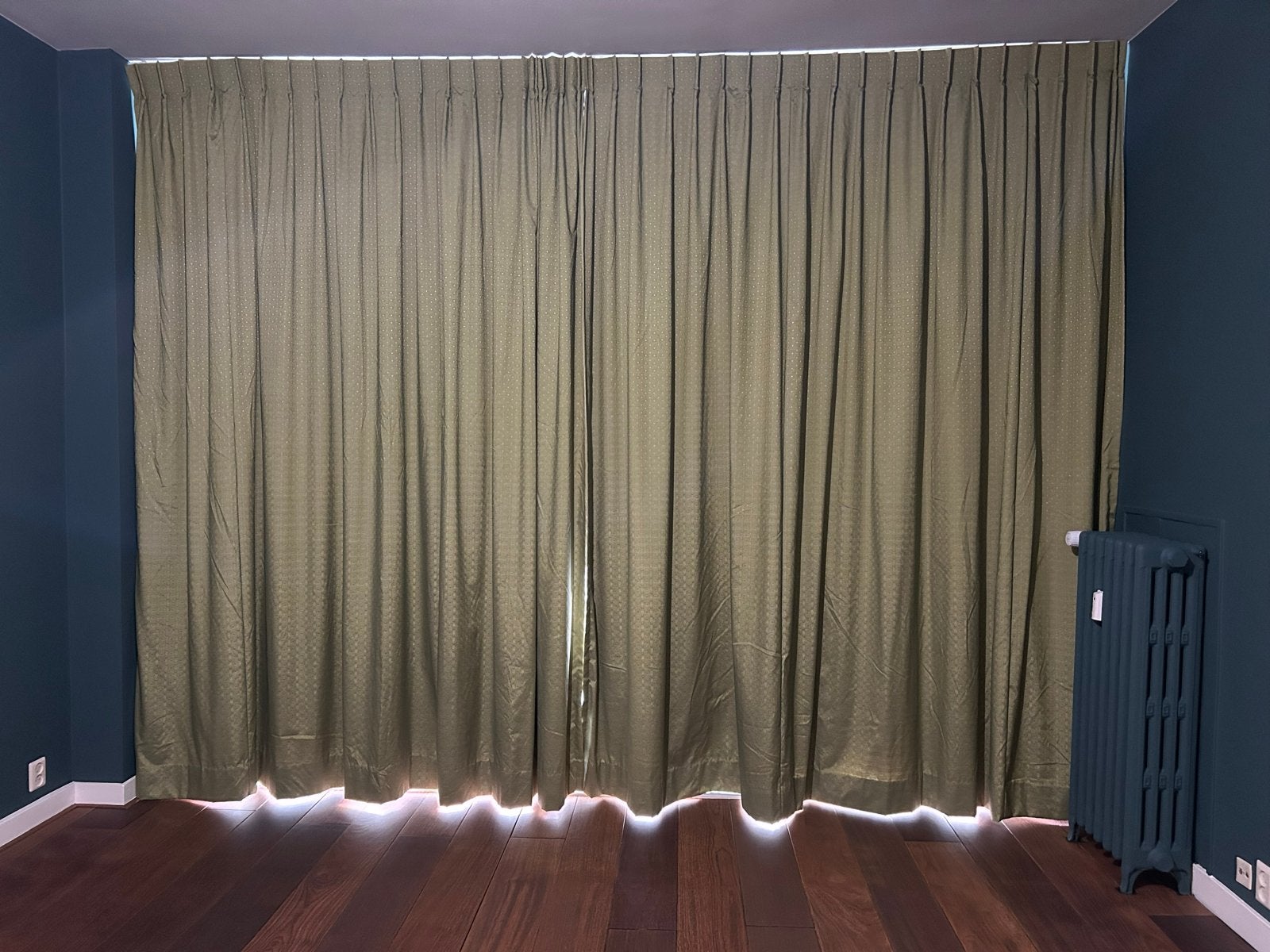 Groen gordijn met verfijnd patroon (350x250 cm), Huis en Inrichting, Ophalen, Gebruikt, Groen, Gordijn