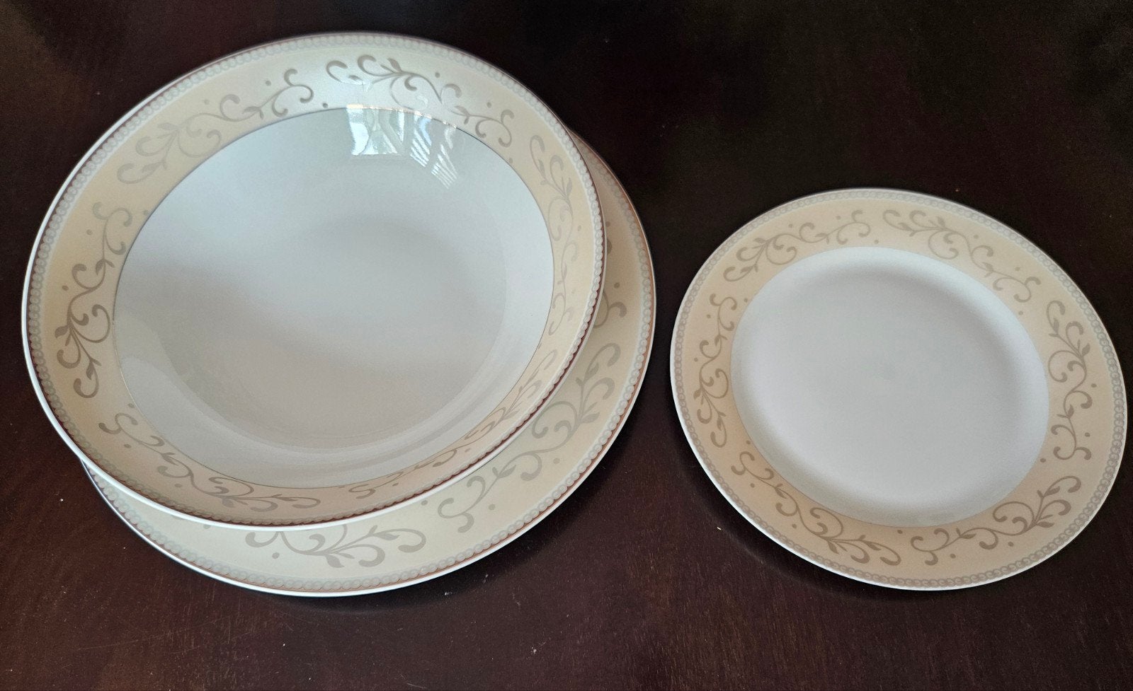 18-delig Porseleinen Servies Sinki - plat & diep, ontbijt, Ophalen, Gebruikt, Klassiek, Porselein