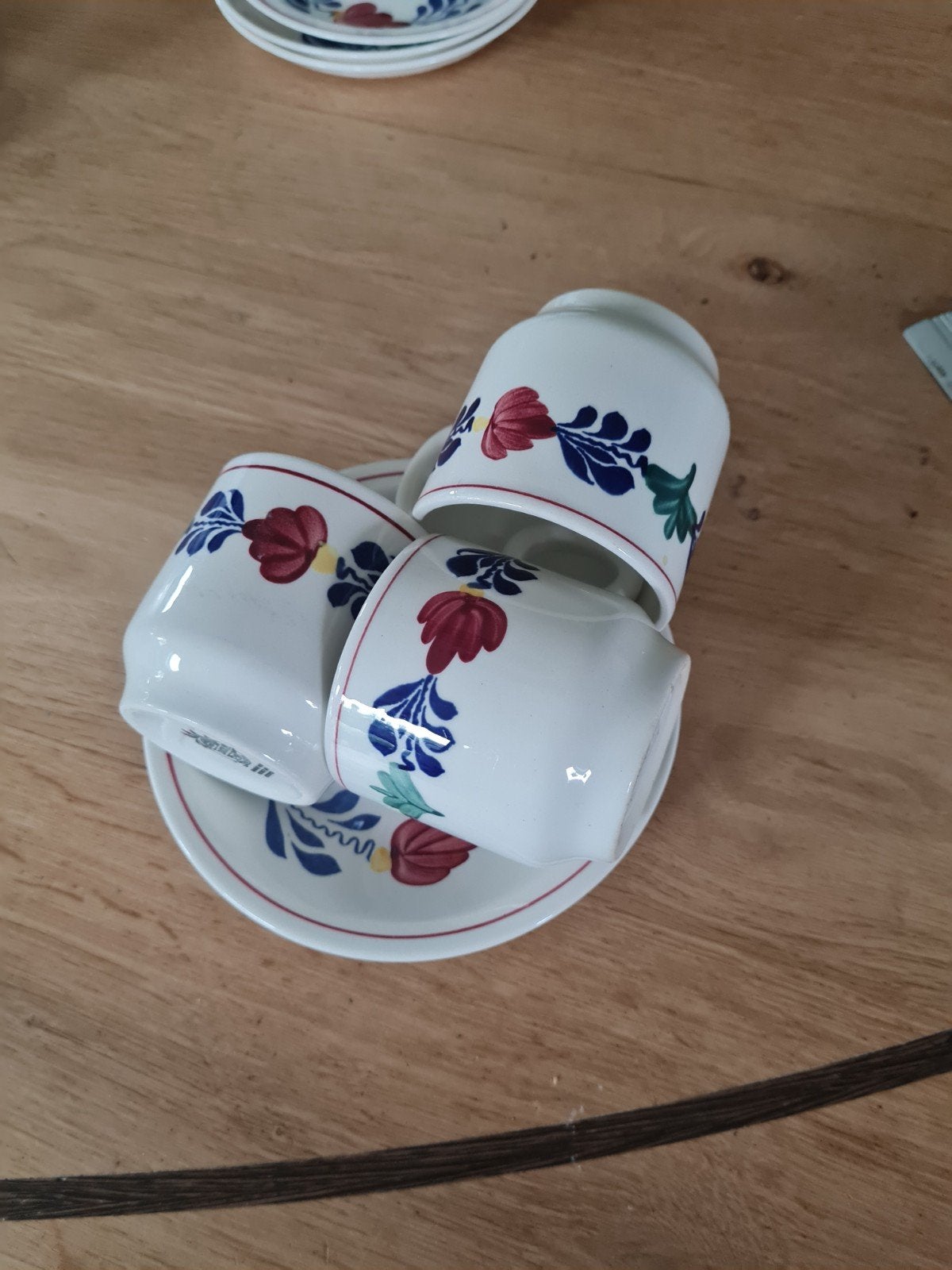 Set van 3 Boch Frères/Boerenbont stijl kop en schotels, Ophalen of Verzenden