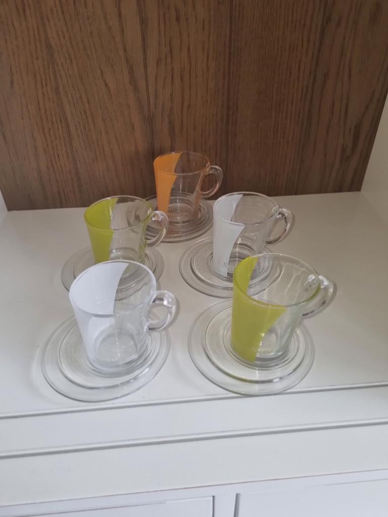 Senseo kop en schotel 5 stuks, Ophalen of Verzenden, Overige stijlen, Kop(pen) en/of Schotel(s), Glas