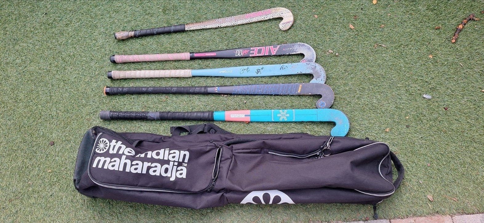 Hockeytas, 5 sticks, -kleding en accessoires (diverse maten), Ophalen, Gebruikt, Overige typen