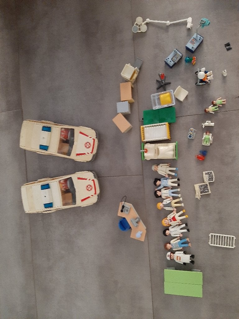 Playmobil losse ziekenhuis spullen, Ophalen of Verzenden, Gebruikt, Losse onderdelen