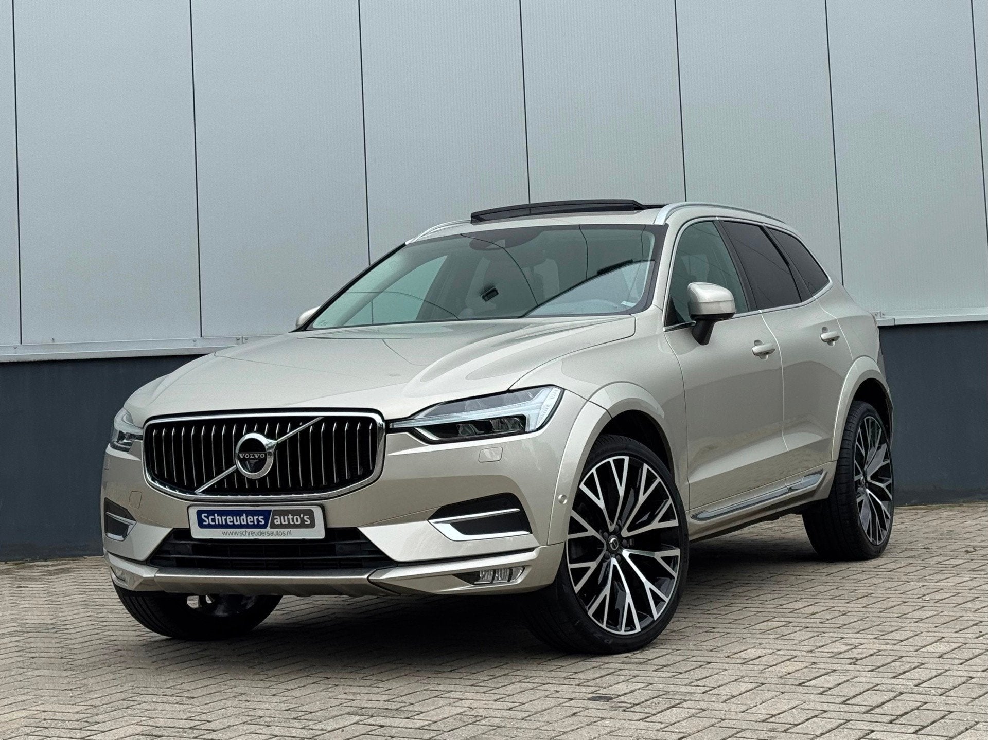 Volvo XC60 2.0 T6 AWD Inscription B&W 360 HUD PANO 22 Luchtv, Dealer onderhouden, Gebruikt, Euro 6, XC60