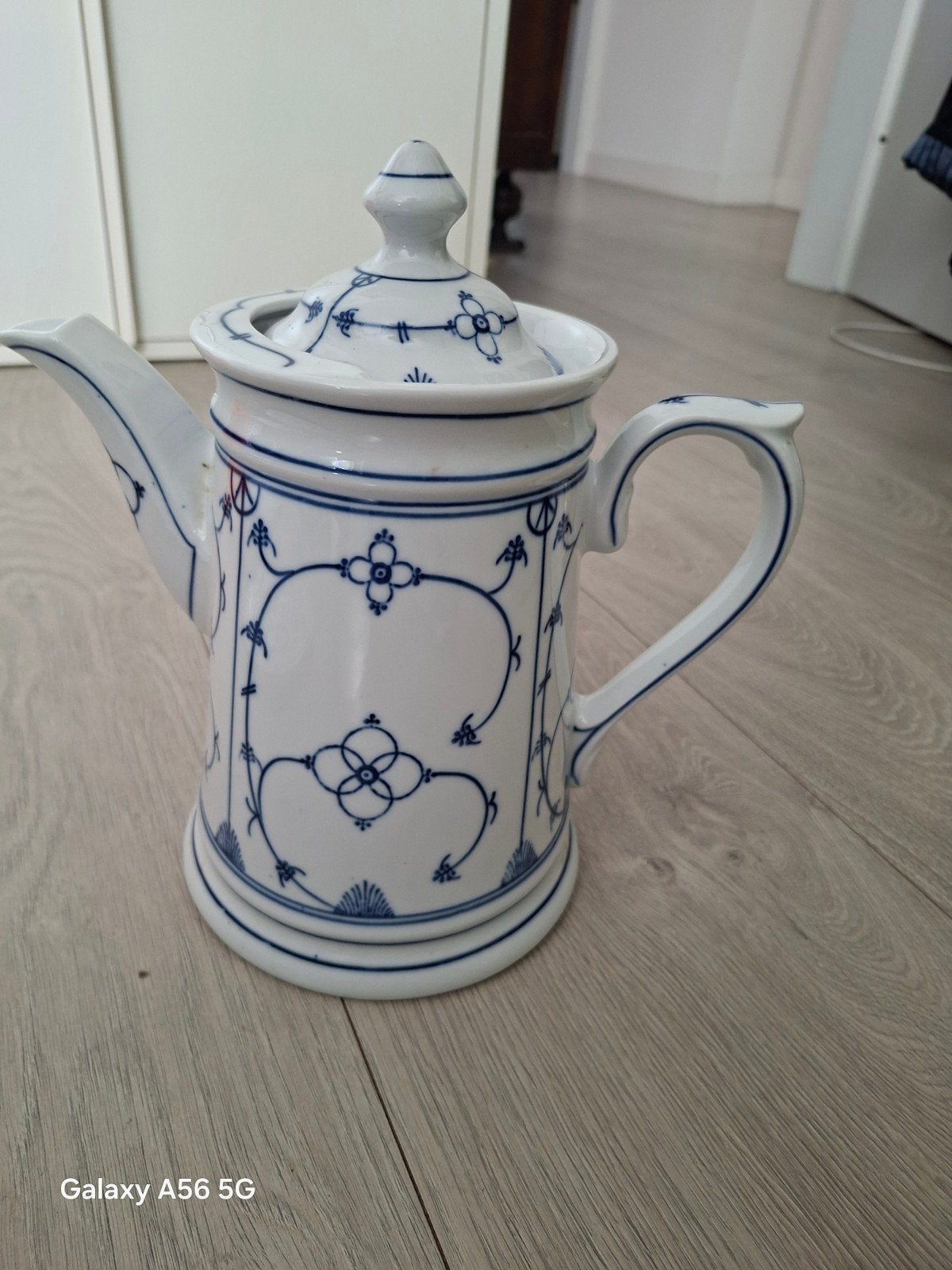 Antieke Jäger Blau Saksisch Porseleinen Koffiepot, Ophalen of Verzenden