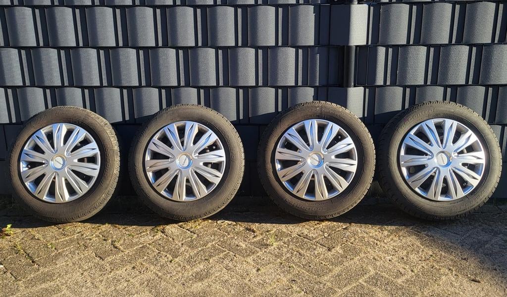 Ford Ka Zomerbanden met Velgen Fulda EcoControl 175/65R14, Ophalen, 14 inch, Gebruikt, 175 mm