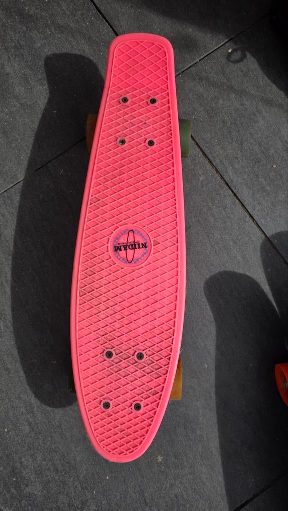 Roze NIDAM skateboard, Ophalen