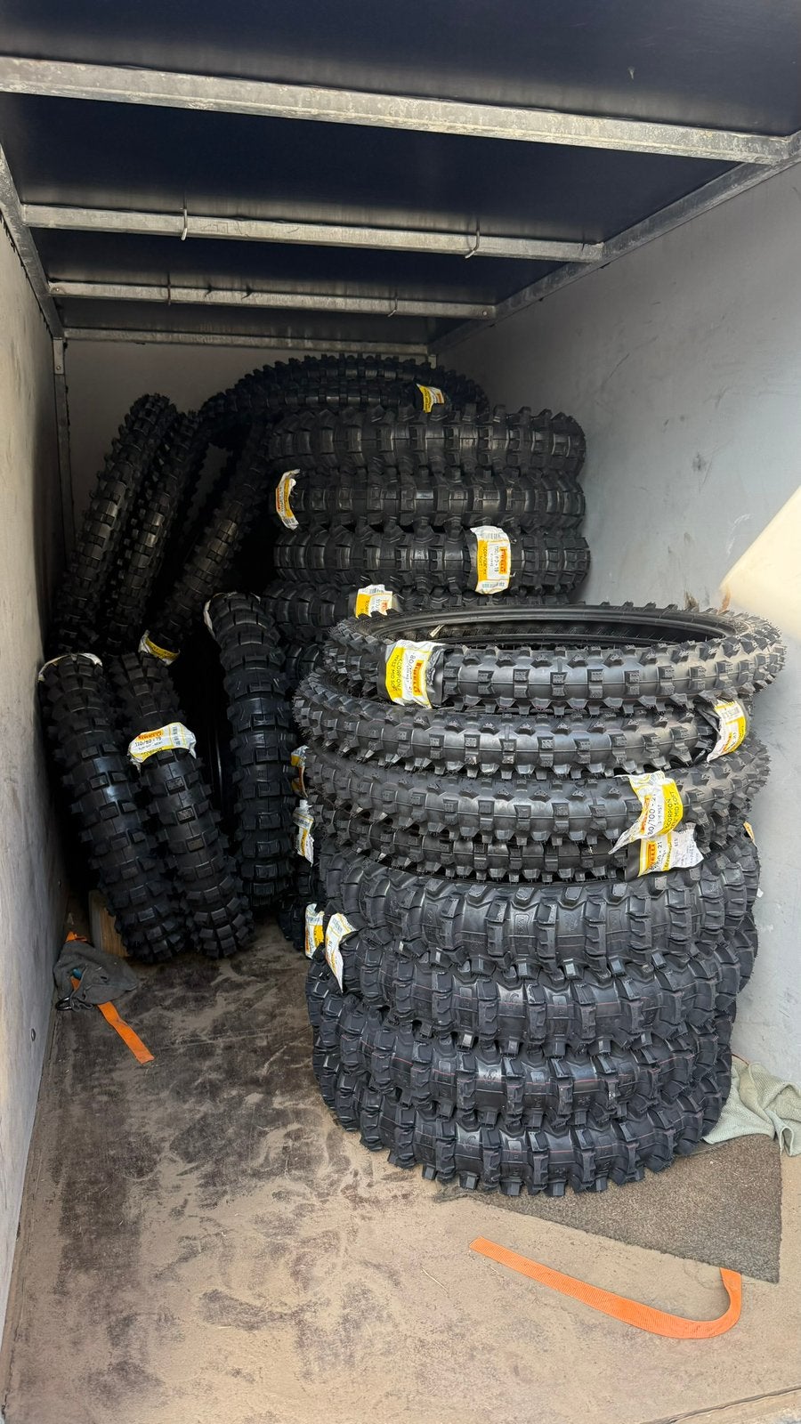 Nieuwe Pirelli Crossbanden Te Koop, Motoren, Ophalen of Verzenden, Nieuw