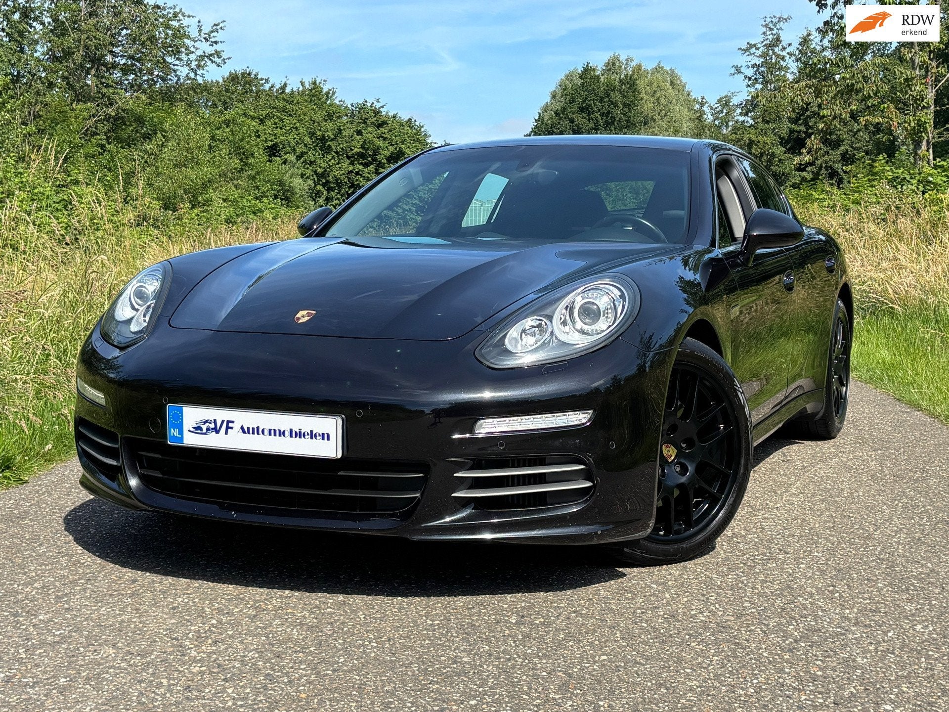 Porsche Panamera 3.0 4S Sport Chrono/Navi/Leder/Ned auto!, Auto's, Automaat, Euro 5, Gebruikt, Zwart