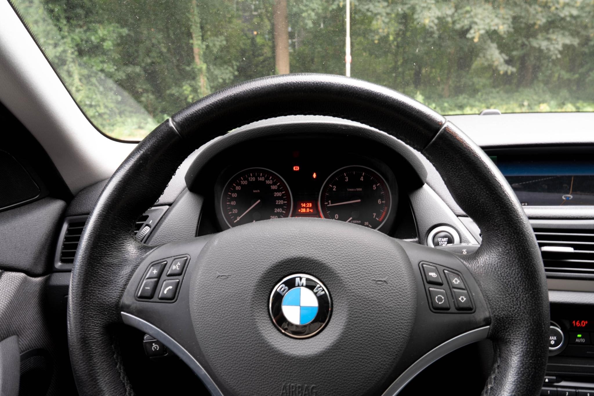 Foto 9 van BMW X1 xDrive20i Business | Navigatie | Pano | Cruise | Airc