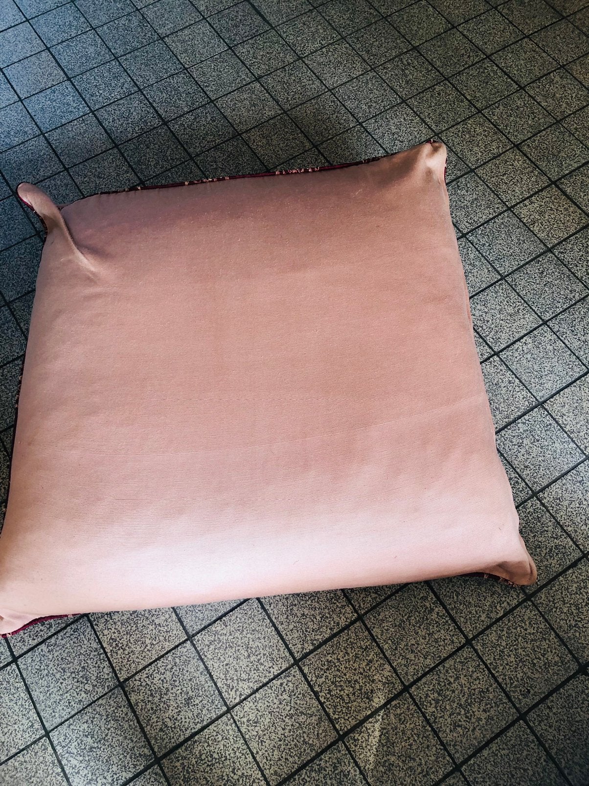 Groot kussen 2X50x50 cm, Ophalen, Zo goed als nieuw, Vierkant
