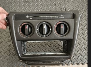 Mercedes 190E W201 middenconsole, Ophalen, Gebruikt, Mercedes-Benz
