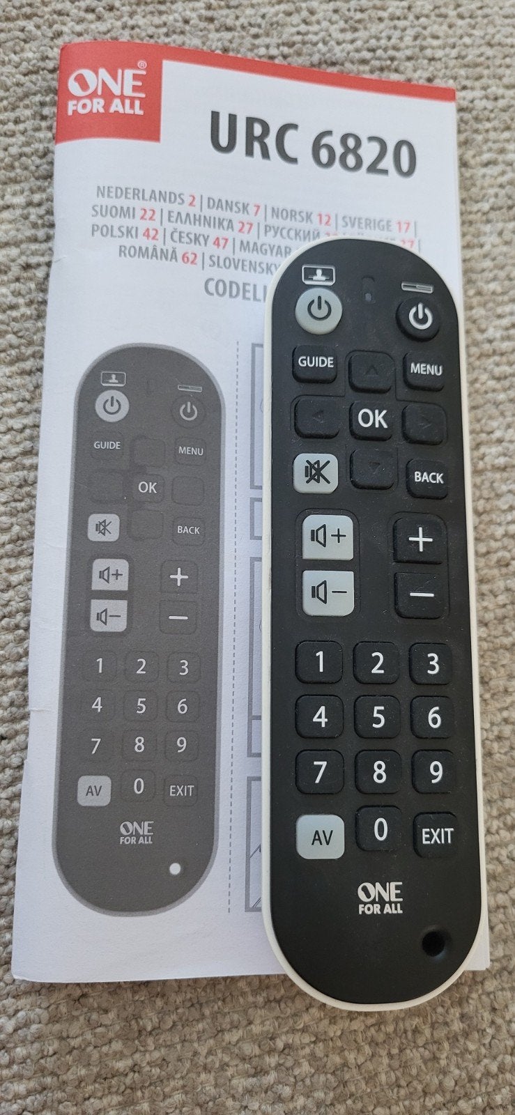 One For All URC 6820 Universele Afstandsbediening, Audio, Tv en Foto, Ophalen, Zo goed als nieuw, Universeel, Mediaspeler