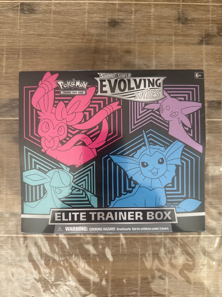 Pokémon TCG: Evolving Skies ETB *sealed*, Ophalen, Nieuw, Boosterbox
