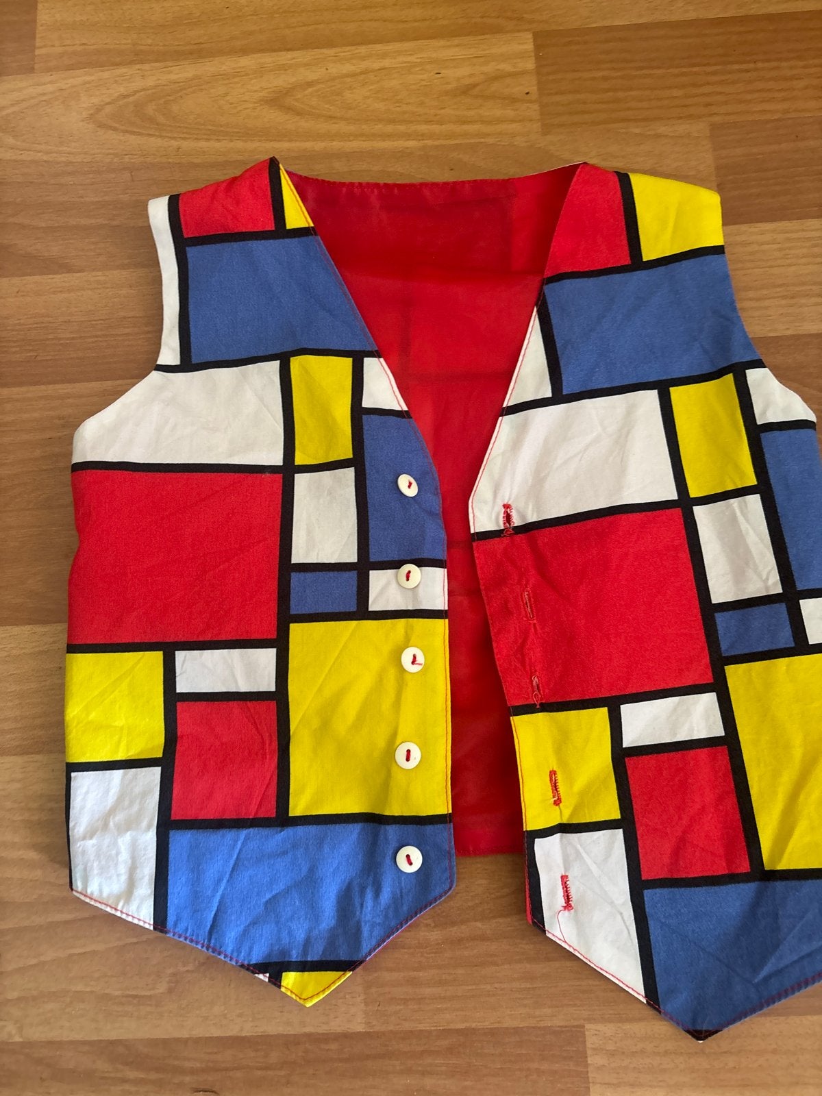 Mondriaan-stijl Gilet Maat 104, Ophalen of Verzenden, Gebruikt, Jongen of Meisje, Overige typen