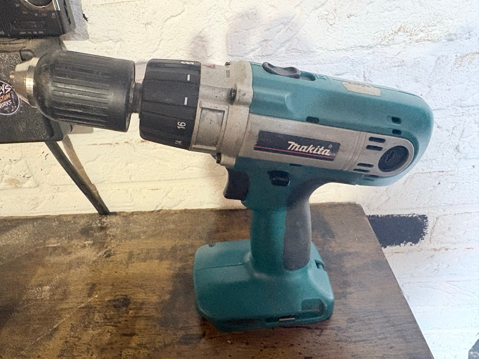 Makita Boor- en Schroefmachine - Gebruikt, Gebruikt, Variabele snelheid, Ophalen of Verzenden, Boor- en Schroefmachine