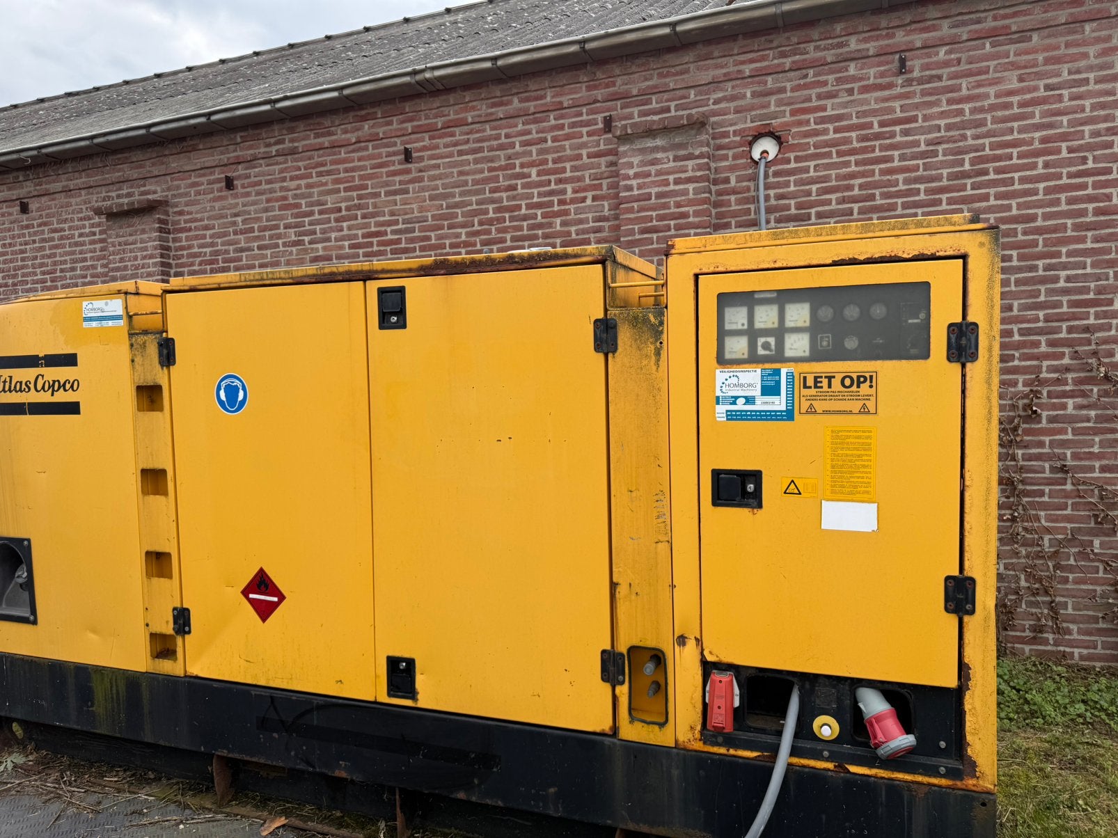 Atlas Copco QAS 366 silent generator 350 KVA, Ophalen, Gebruikt, Dieselolie, Geluidgedempt