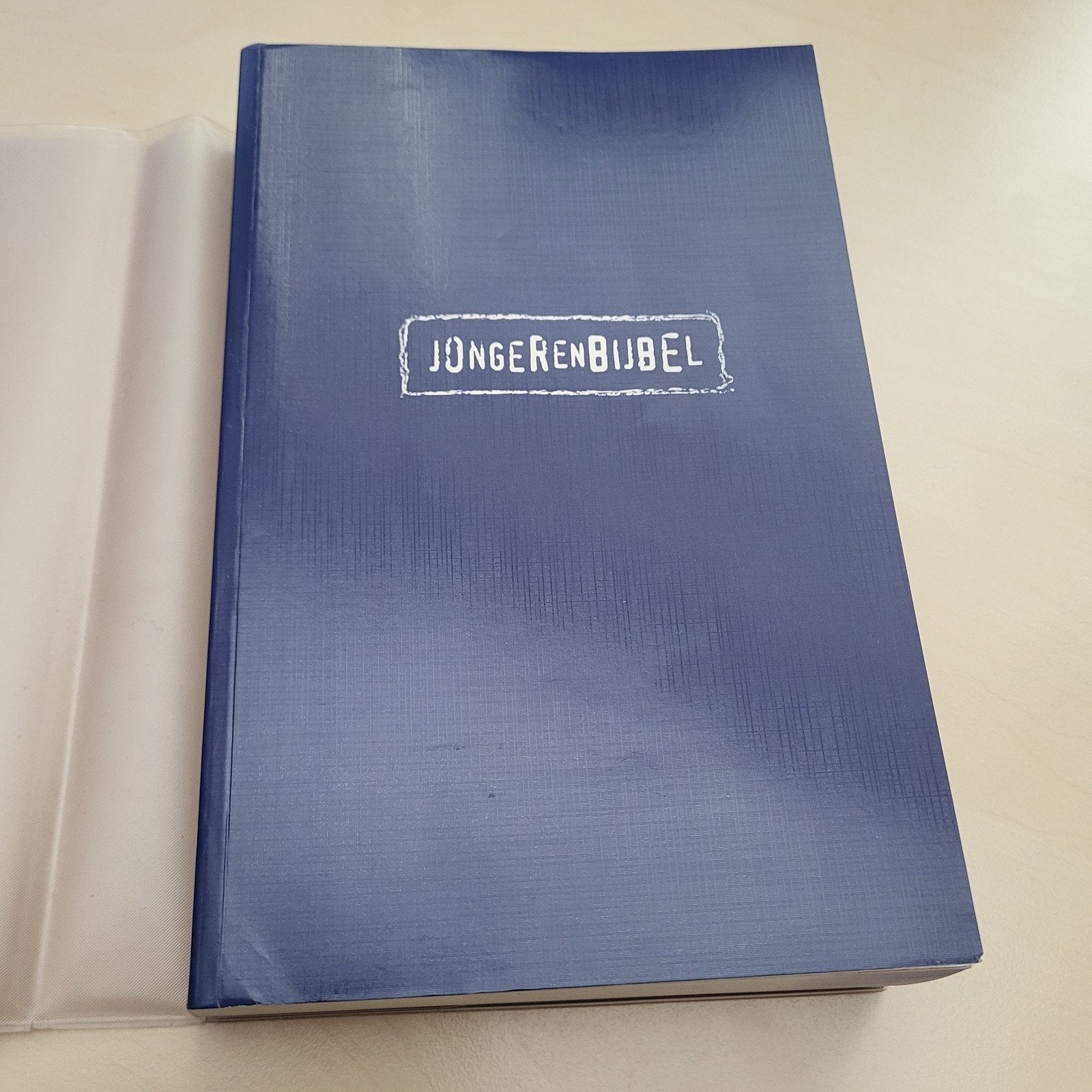 Jongerenbijbel NBV 2004, Ophalen of Verzenden, Zo goed als nieuw, Christendom | Protestants