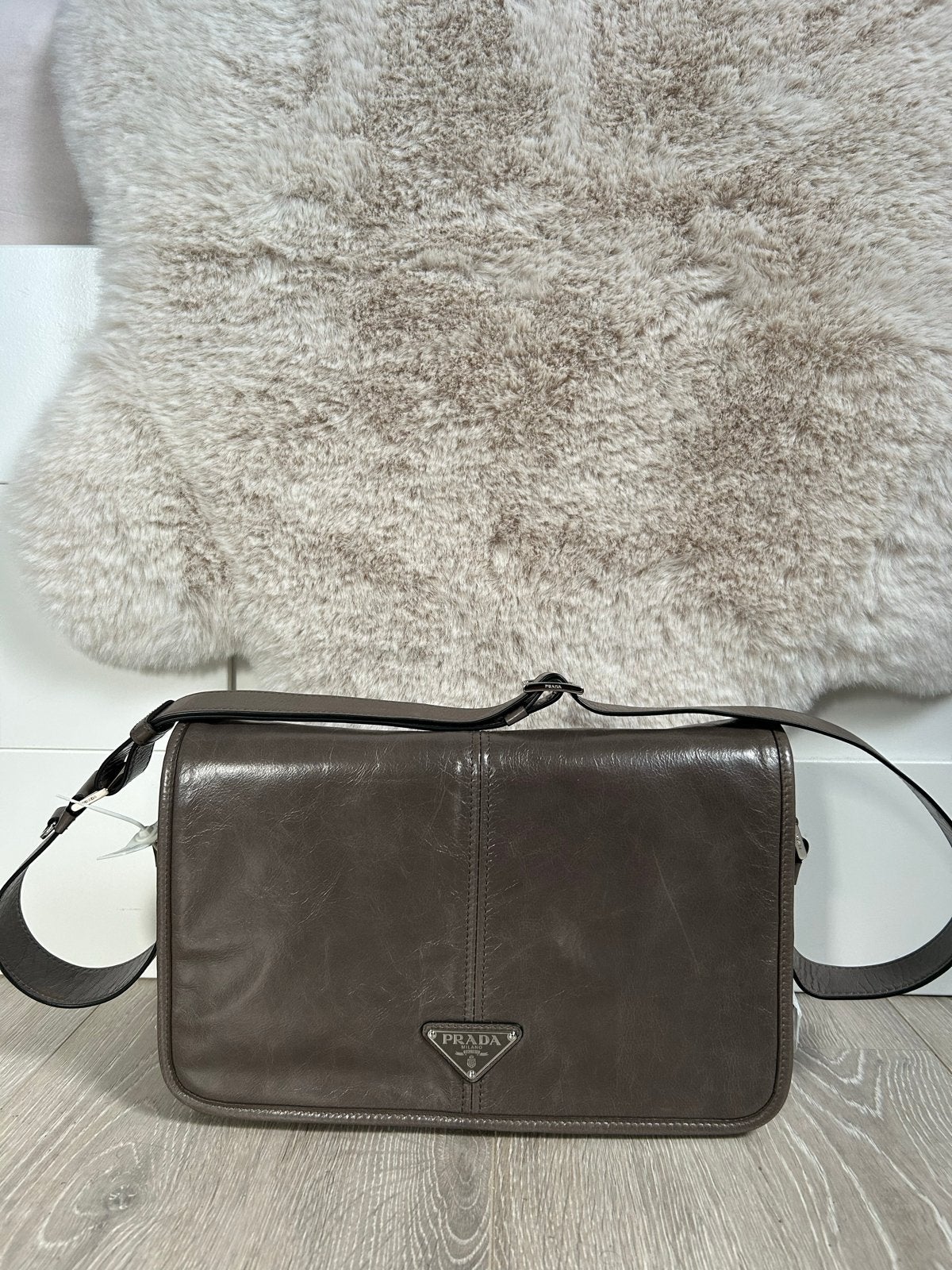 Exclusieve Prada Messenger Schoudertas uit Milaan (licentie), Ophalen, Nieuw, Overige kleuren, Schoudertasje
