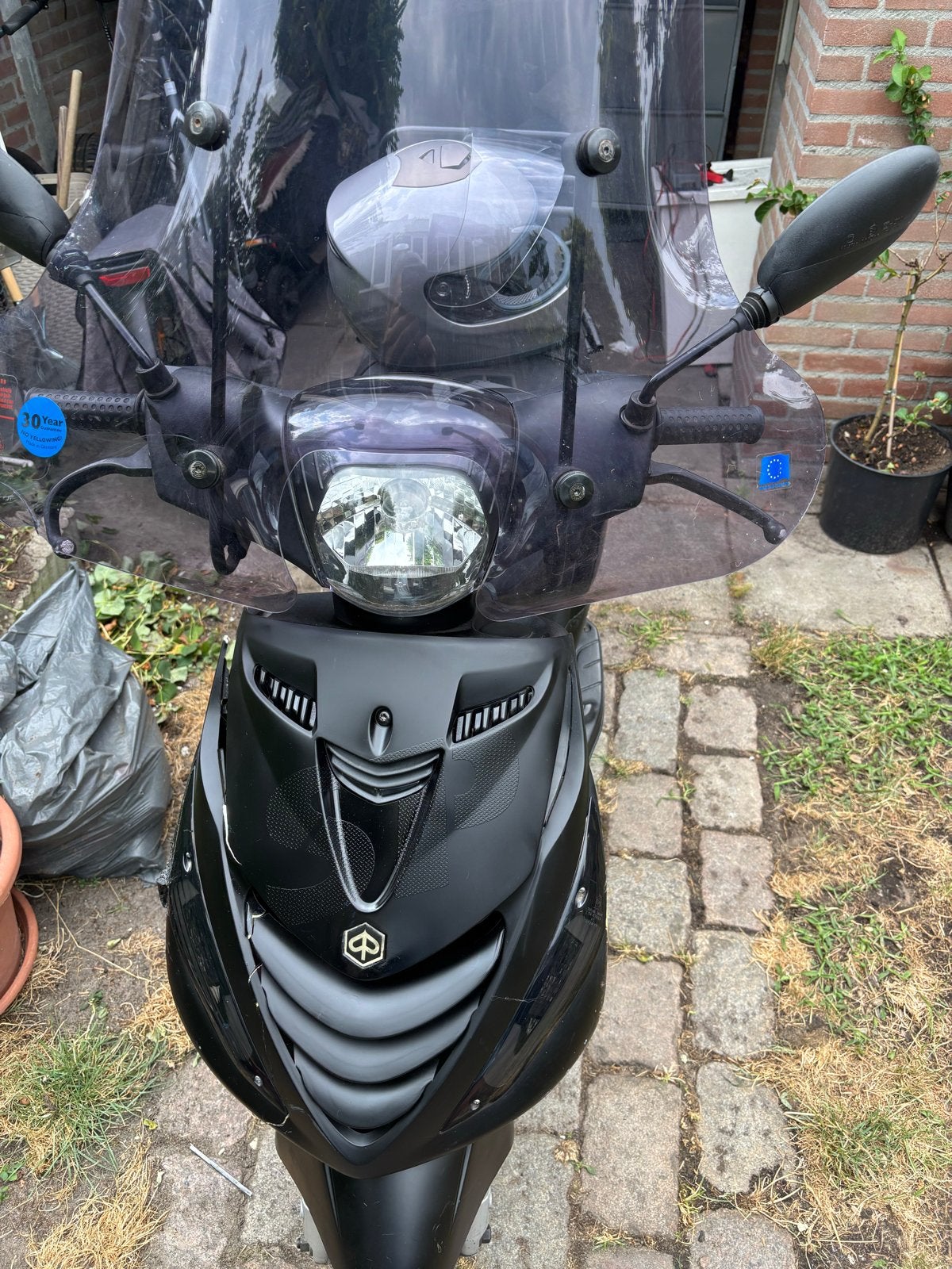 Piaggio Zip Scooter - Zwart, Gebruikt, Fietsen en Brommers, Piaggio, Gebruikt, Ophalen of Verzenden, Benzine