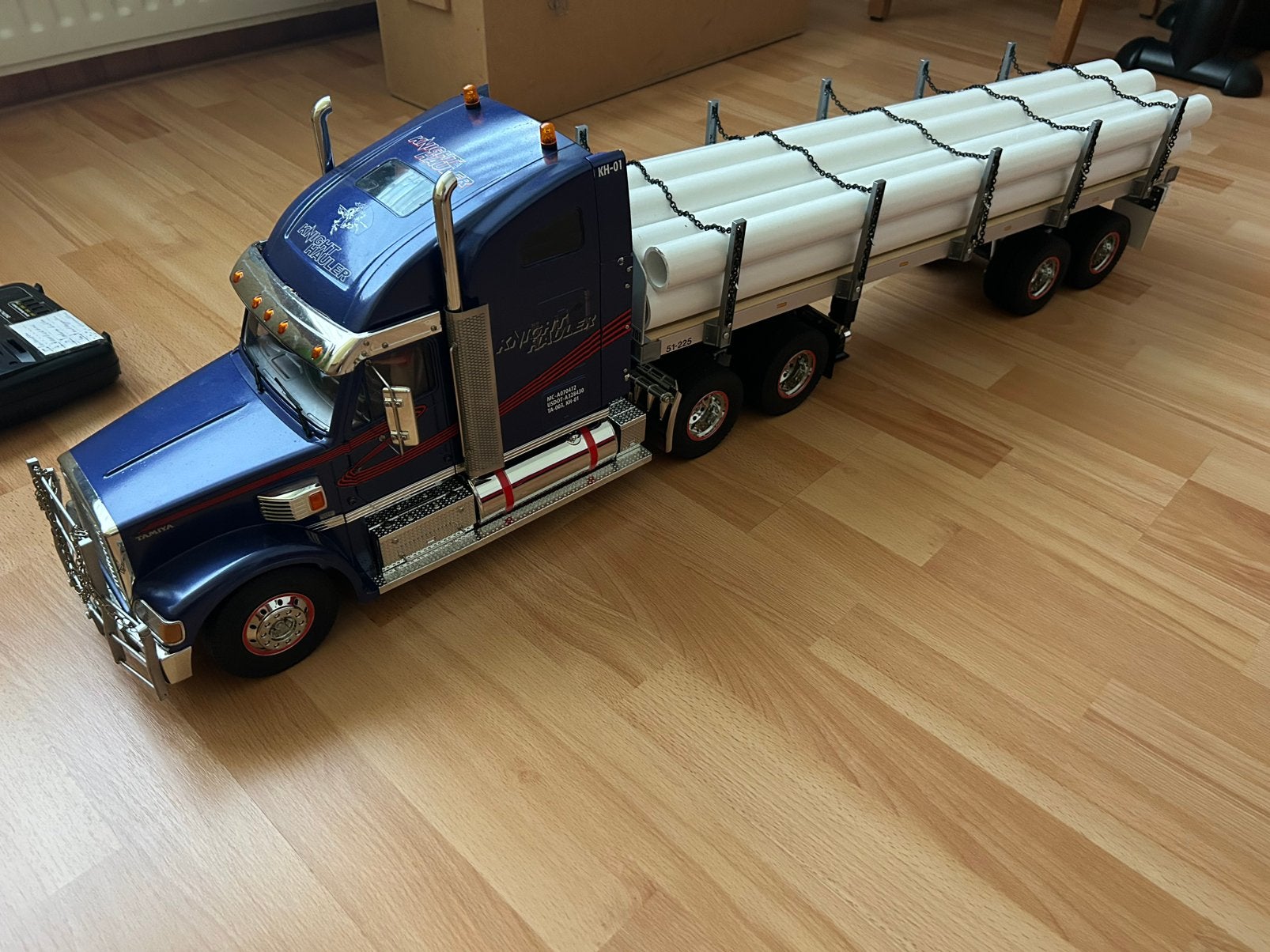 Tamiya Knight Hauler, Hobby en Vrije tijd, Modelbouw | Auto's en Voertuigen, Ophalen, Zo goed als nieuw, Truck