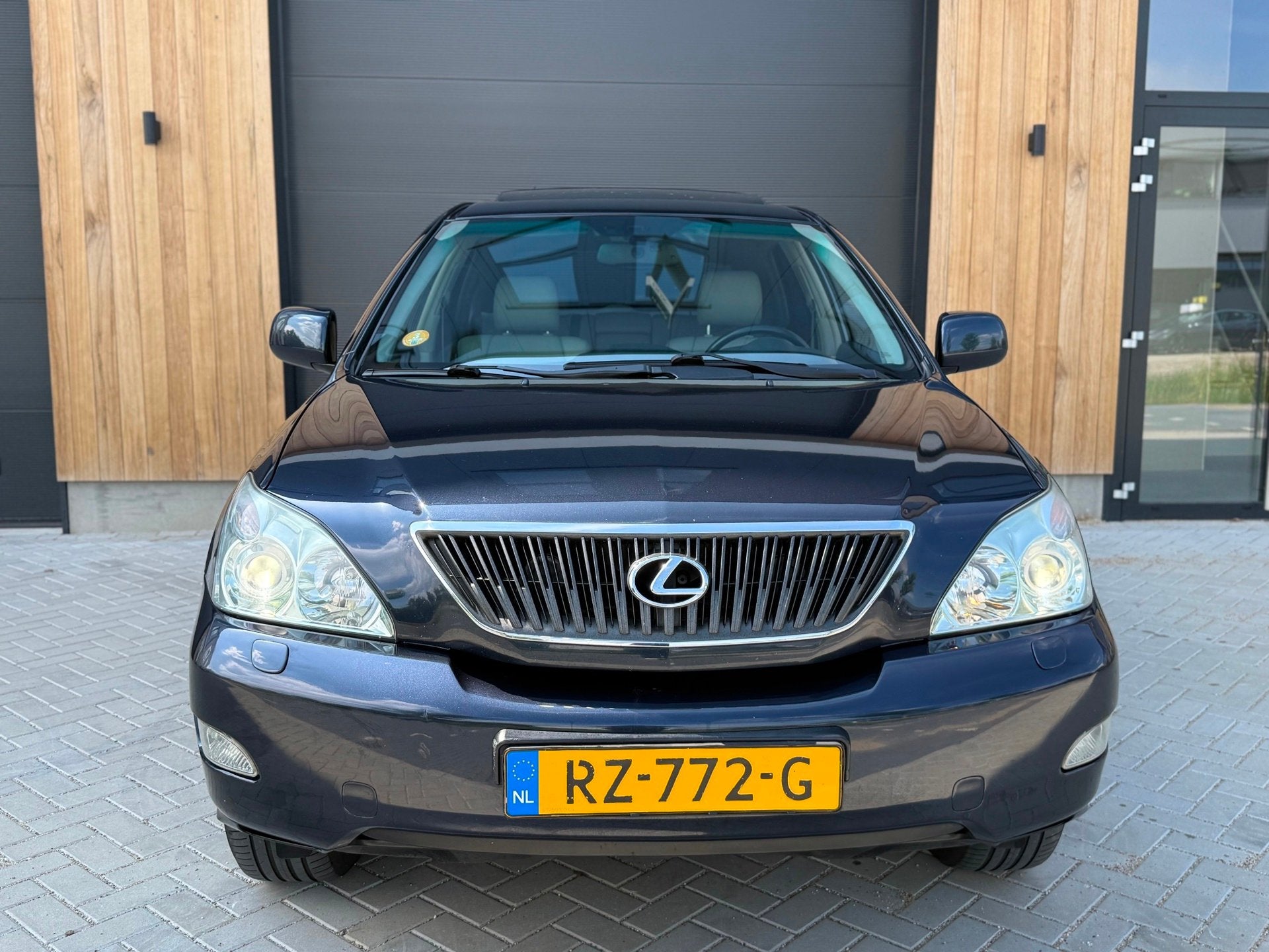 Lexus RX 300 Executive AWD (bj 2004) AUTOMAAT|LEER|CAMERA|XE, Auto's, Lexus, Automaat, Gebruikt, Beige, 2995 cc