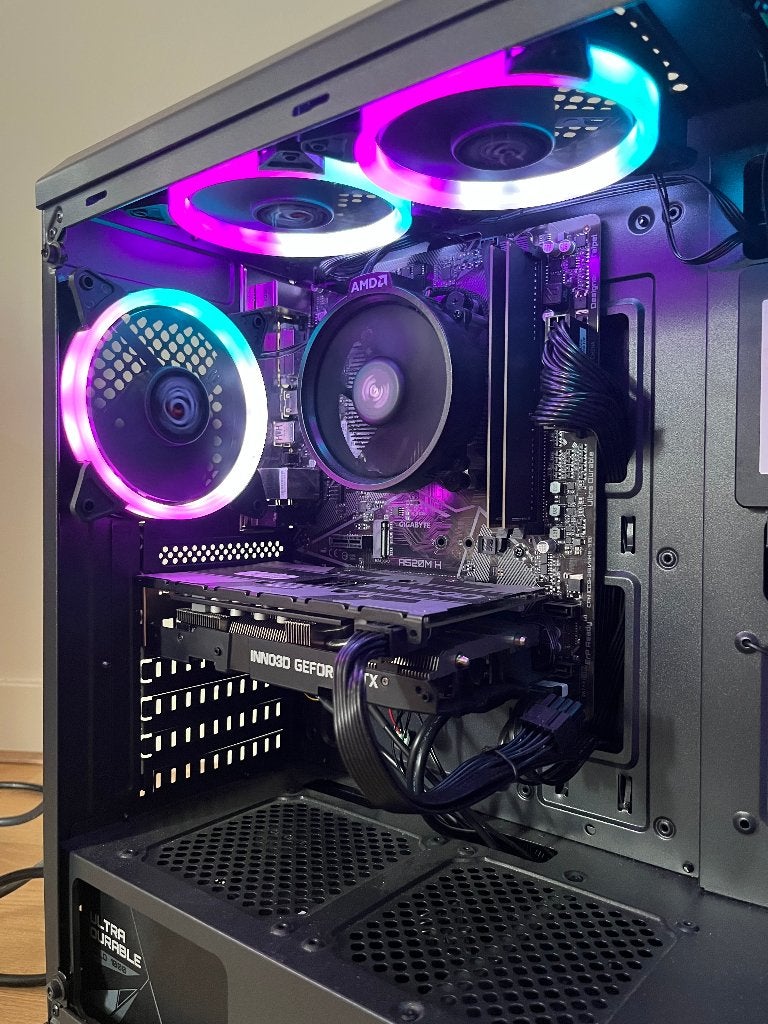 Garantie! ~ Game pc Ryzen 5, RTX 2060, 16GB RAM, SSD & HDD, Computers en Software, Desktop Pc's, Zelf gebouwde pc, Virtual Reality