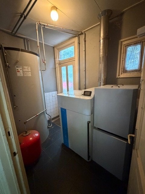 Kalor 48 kW Pelletkachel + 1000L Buffervat & Leidingwerk, Ophalen, Zo goed als nieuw
