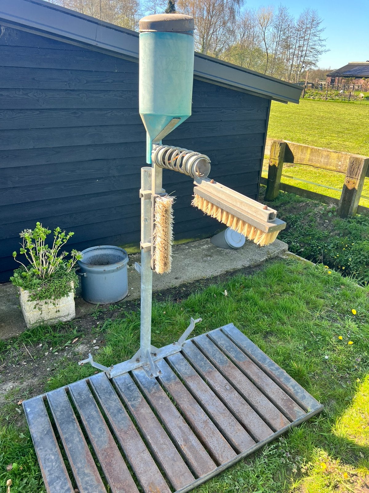 Mobiele borstel voor uw vee, Dieren en Toebehoren, Stalling en Weidegang, Vee borstel, O, O