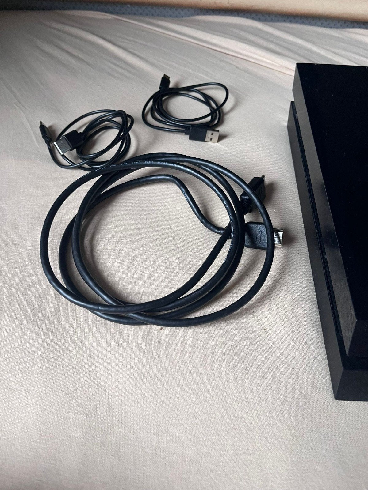 PlayStation 4 Console met Kabels, Ophalen of Verzenden, Gebruikt