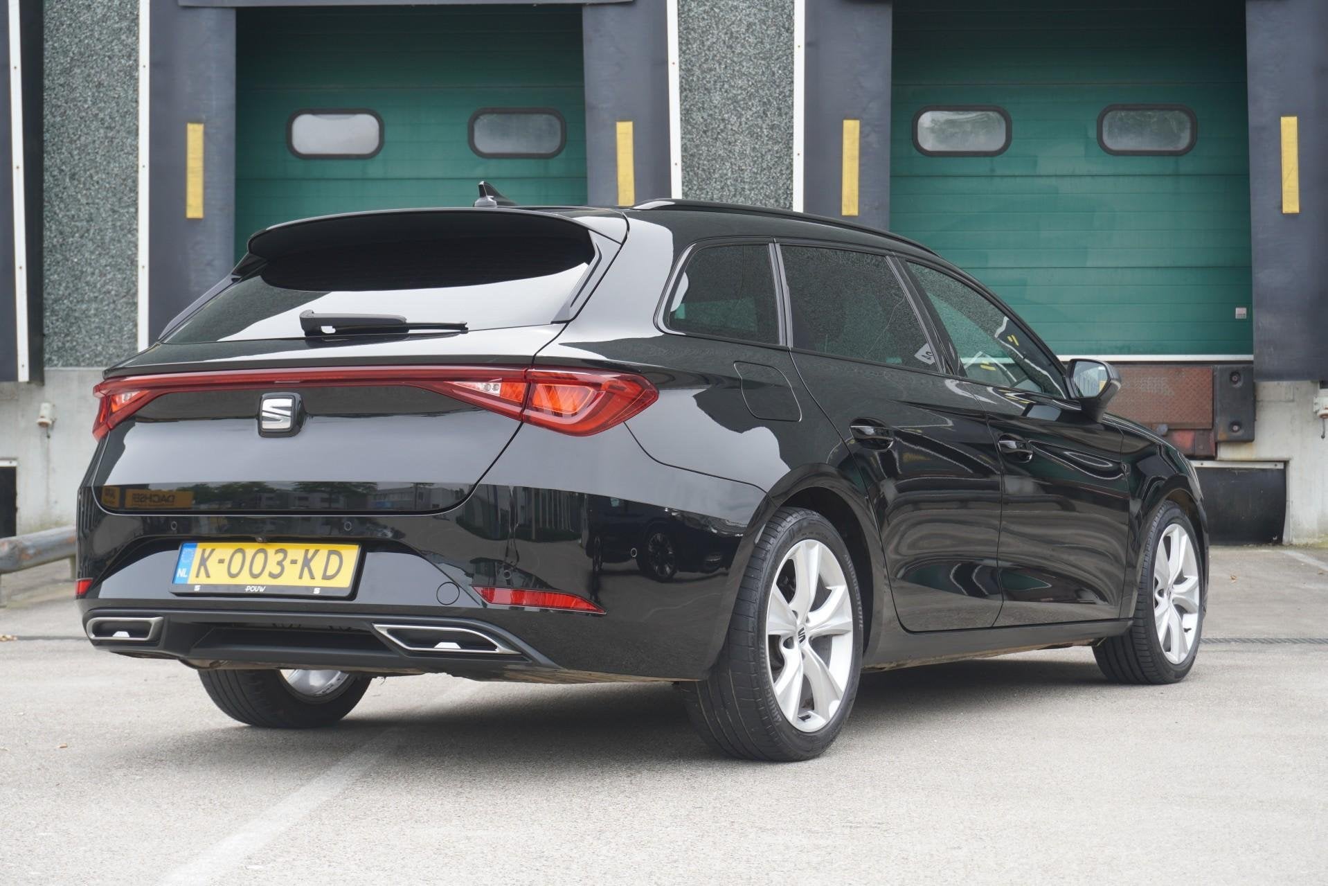 SEAT Leon Sportstourer 1.5 eTSI 150pk DSG FR Launch Edition, 12 maanden, Stof, 4 cilinders, Leon