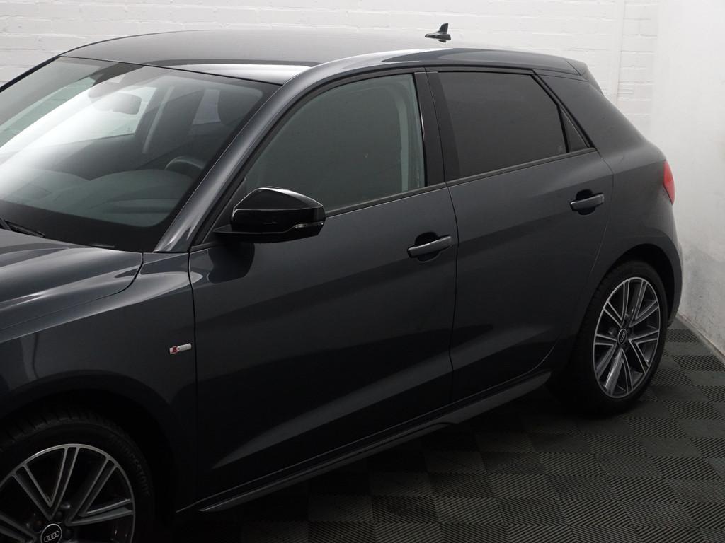 Audi A1 Sportback 25 TFSI epic- NAP 9dkm, Carplay, Android A, Auto's, Stof, Met garantie (alle), 49 €/maand, Origineel Nederlands