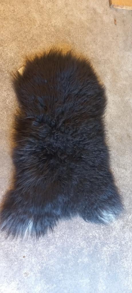 IJslandse schapenvacht  zwartbruin, Ophalen, ., Zo goed als nieuw, .