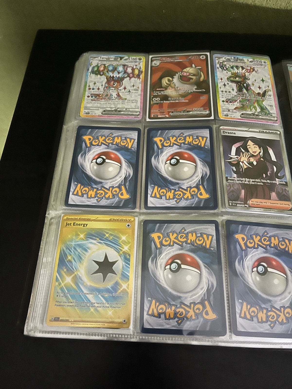 Foto 4 van Pokémon kaarten Surging Sparks set