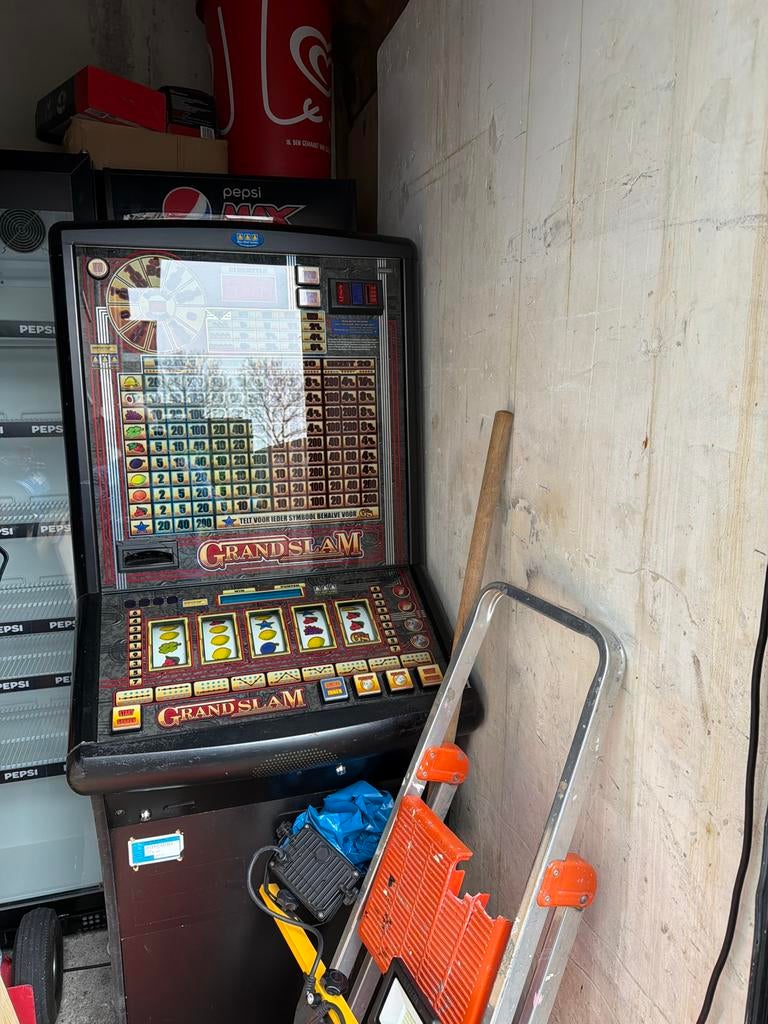 Grand Slam Gokkast Bell Fruit Eurocoin Met Externe Batterij, Verzamelen, Automaten | Gokkasten en Fruitautomaten, Overige munten