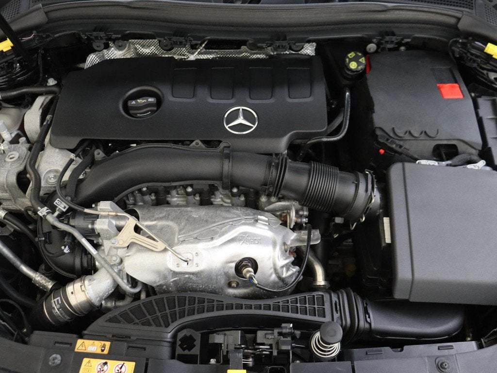 Mercedes-Benz GLA-klasse 250 AMG Line, Auto's, Euro 6, 4 cilinders, 2000 kg, Leder en Stof
