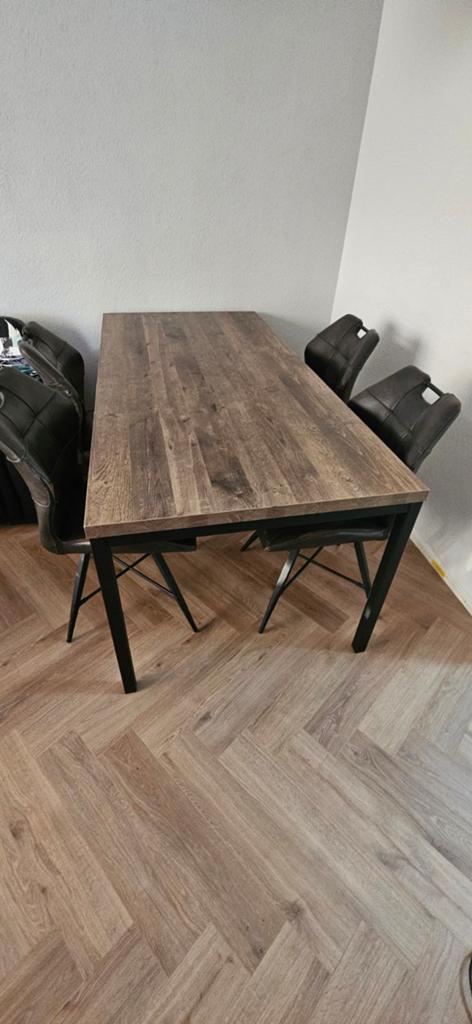 Eettafel met houtlook blad en metalen onderstel, Gebruikt, Industrieel, Modern, 50 tot 100 cm, 150 tot 200 cm