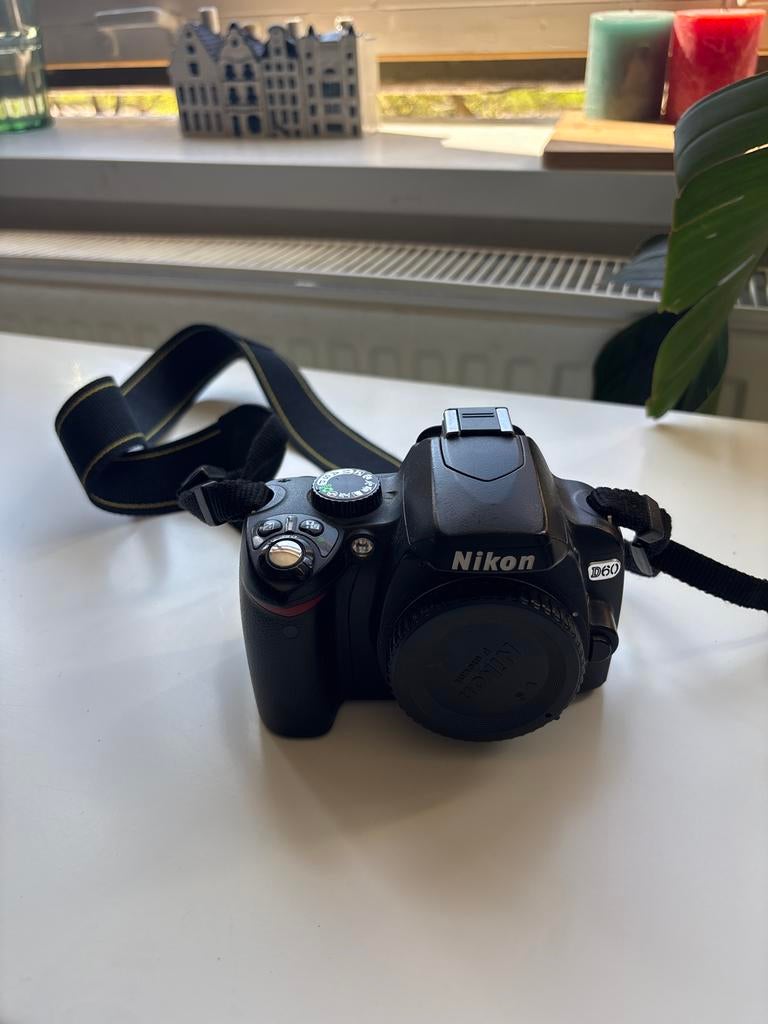 Nikon D60 Digital Camera, Audio, Tv en Foto, Fotocamera's Digitaal, Ophalen, Gebruikt, Spiegelreflex, Nikon