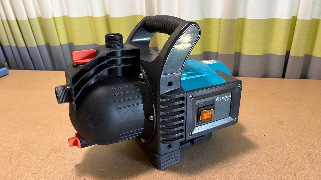 Gardena 3500/4 pomp Z.G.A.N., Ophalen of Verzenden, Zo goed als nieuw, Elektrisch, Beregeningspomp