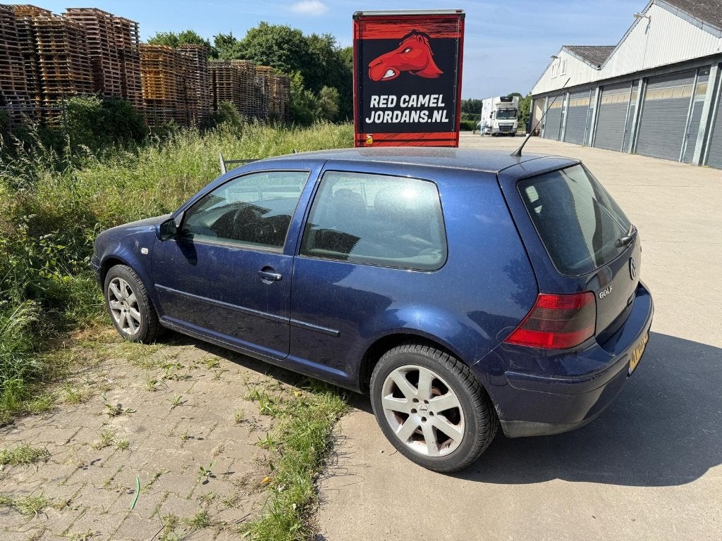 Volkswagen Golf 4 2.0, Auto's, Volkswagen, 4 cilinders, 1984 cc, Blauw, Handgeschakeld