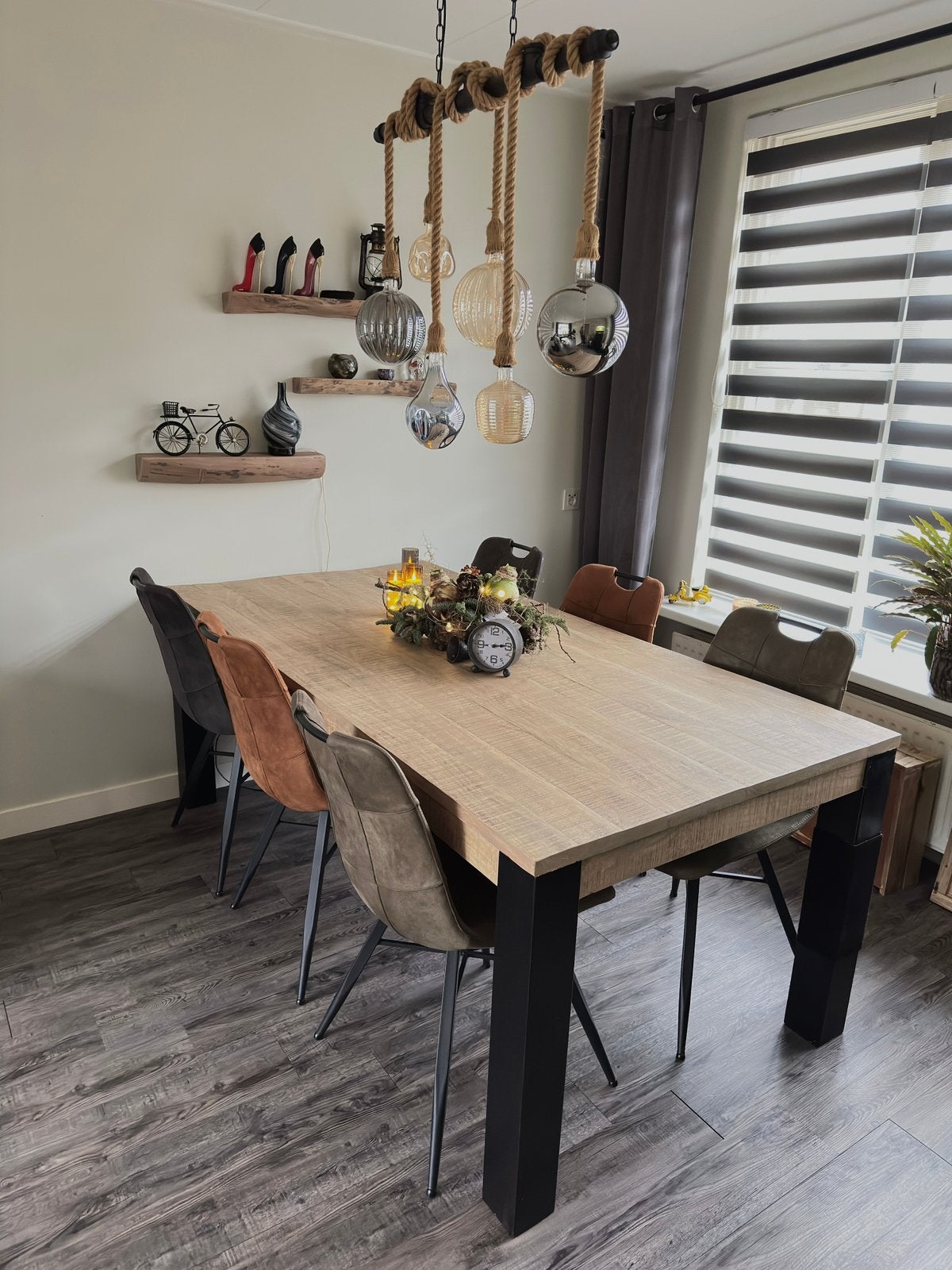 Complete eethoek massief mangohout, Ophalen, Zo goed als nieuw, Rond, 50 tot 100 cm