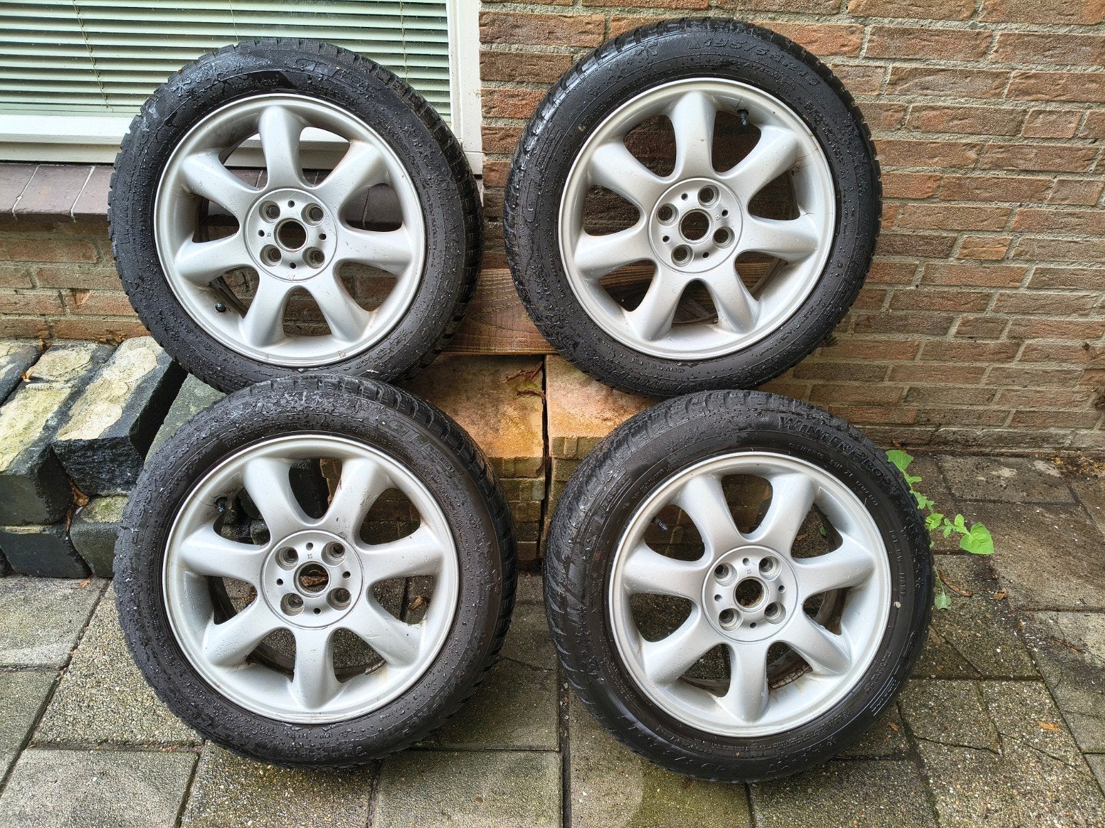 Mini Cooper velgen met winterbanden o.a. R56  16 inch, Auto-onderdelen, Ophalen, Gebruikt, 16 inch, Banden en Velgen