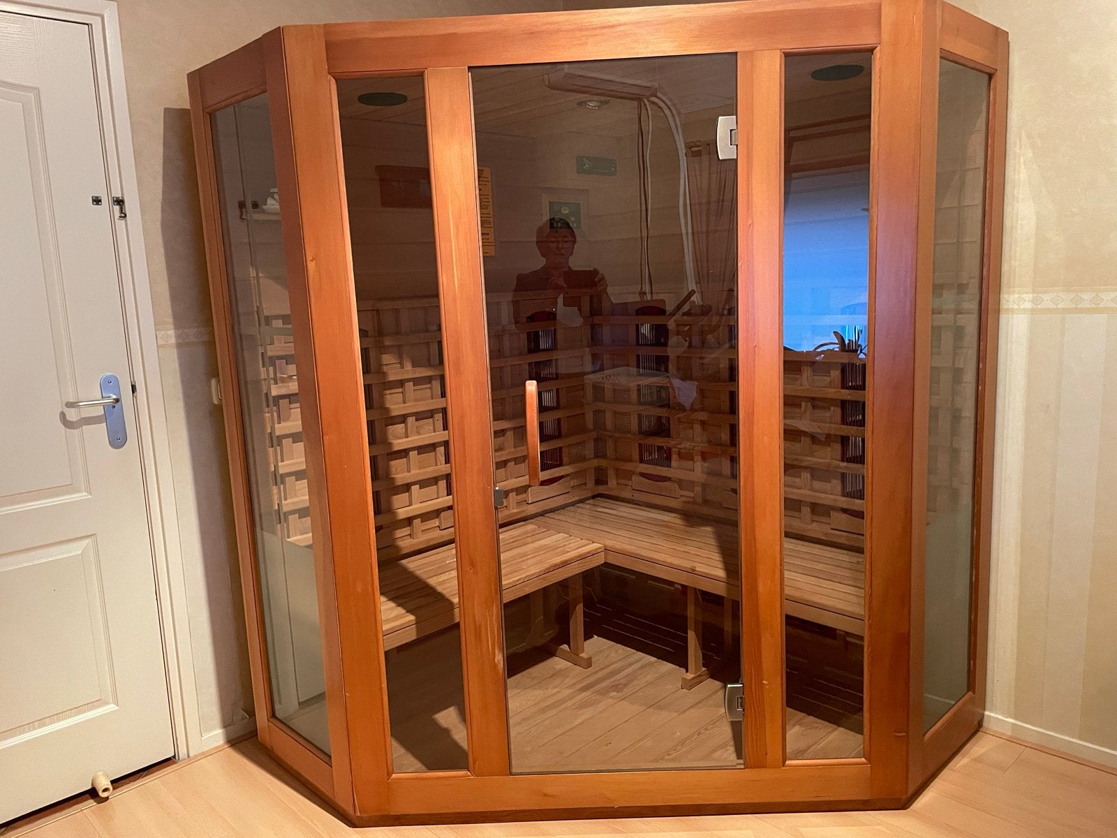 Nette 4-persoons Infraroodsauna met 8 lampen, Ophalen, Gebruikt, Infrarood, Complete sauna
