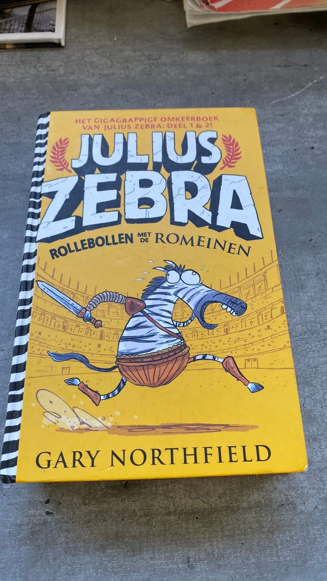 4 boeken van julius zebra, Boeken, Humor, Zo goed als nieuw, Verhalen, Ophalen of Verzenden